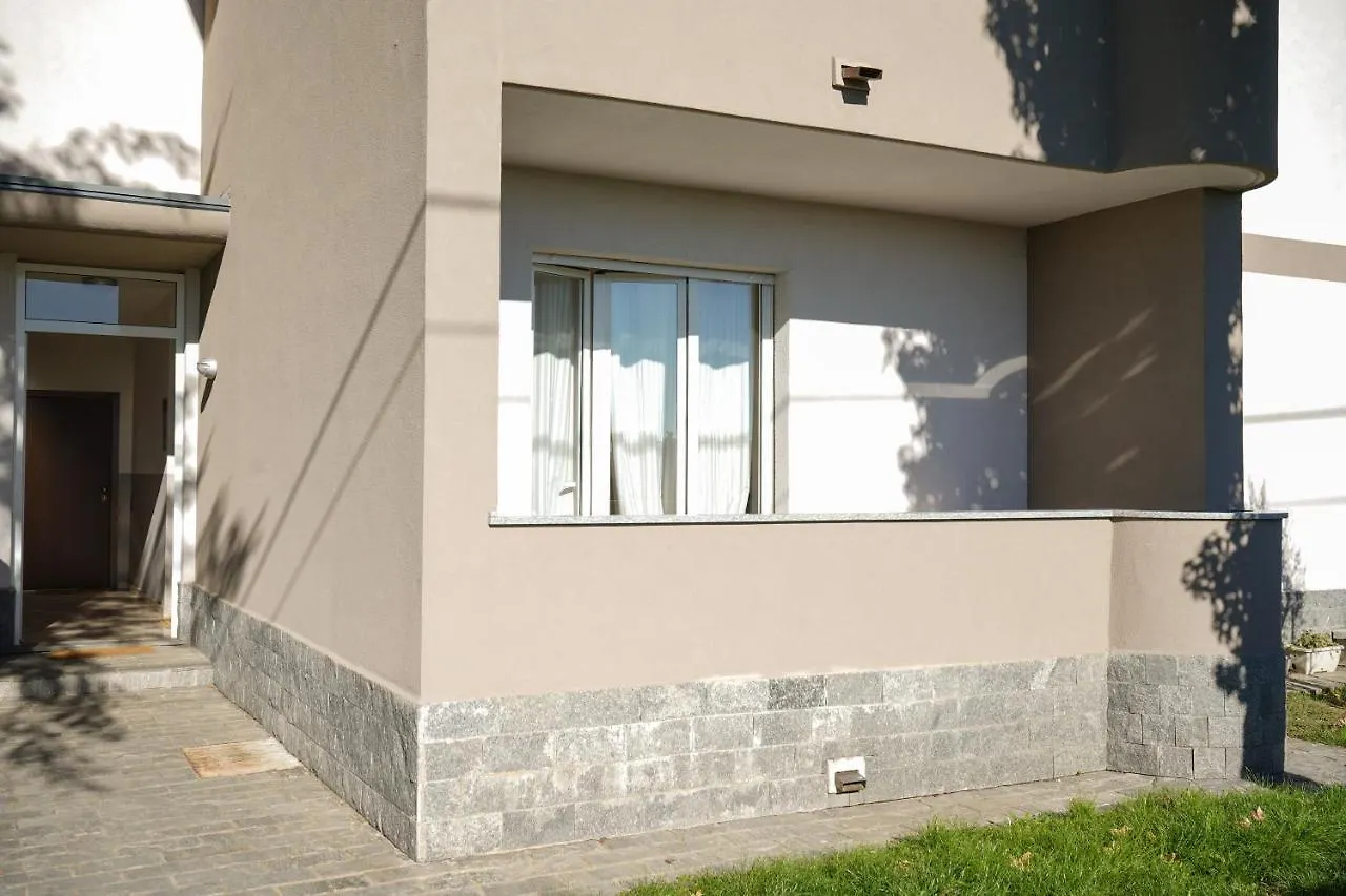 Appartement 10 Min From The Airport-Wifi-Free Parking à Samarate Italie
