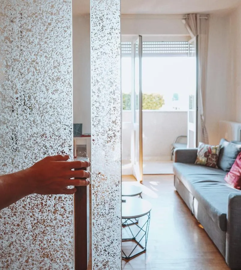 10 Min From The Airport-Wifi-Free Parking Daire Samarate 0*,