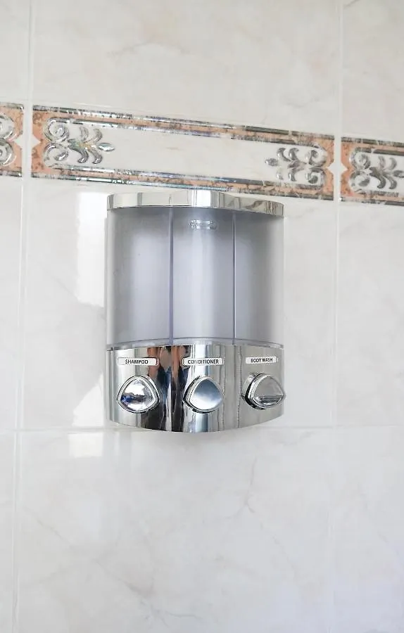 10 Min From The Airport-Wifi-Free Parking Daire Samarate 0*,
